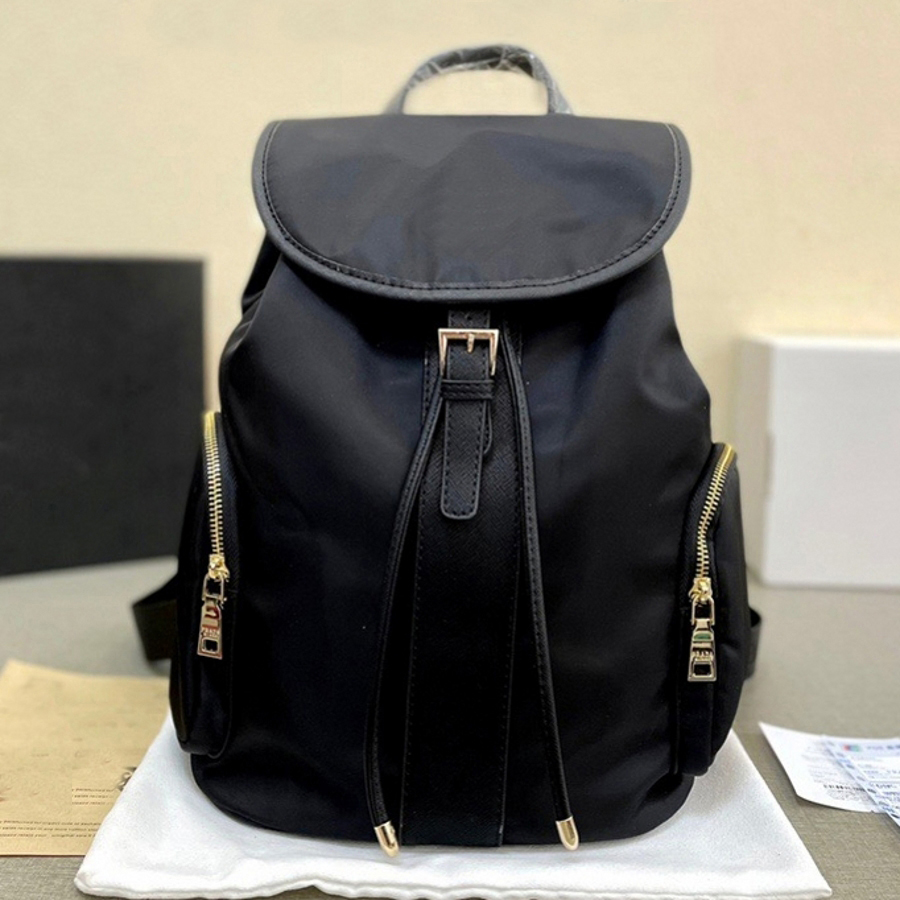 Designer School Bags Classic Cycling Bagss Backpack Style Nylon Drawstring Backpacks Fashion Travel Outdoor Waterproof Bag High Quality Women 5 Colors 32cm PB8001, Green
Designer School Bags Classic Cycling Bagss Backpack Style Nylon Drawstring Backpacks Fashion Travel Outdoor Waterproof Bag High Quality Women 5 Colors 32cm PB8001, Green