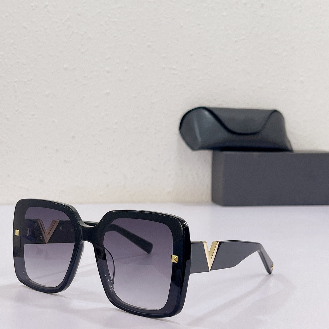 Sunglasses For Women Summer 0748 Style Anti-Ultraviolet Retro Plate Full Frame Glasses Random Box
Sunglasses For Women Summer 0748 Style Anti-Ultraviolet Retro Plate Full Frame Glasses Random Box