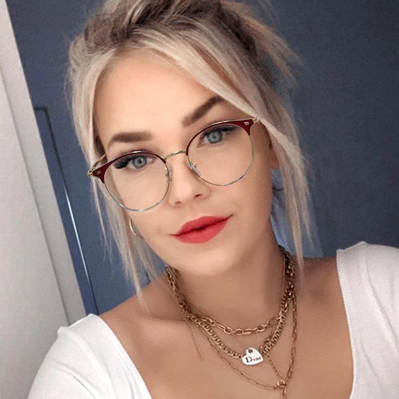 Sunglasses Retro Round Metal Reading Glasses Frame Women Anti Blue Light Computer Eyeglasses Presbyopic Diopters 100 200 300 400Sunglasses
Sunglasses Retro Round Metal Reading Glasses Frame Women Anti Blue Light Computer Eyeglasses Presbyopic Diopters 100 200 300 400Sunglasses