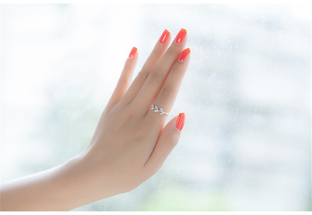 50pcs/lot Band Rings New Jewelry Korean Fashion Leaf Micro Inlay Ring Female Exquisite Zircon Open Ring Fresh Sweet Personality Feathers Branche
50pcs/lot Band Rings New Jewelry Korean Fashion Leaf Micro Inlay Ring Female Exquisite Zircon Open Ring Fresh Sweet Personality Feathers Branche