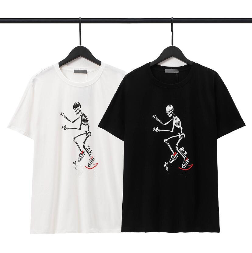 Men' Fashion Designer t Shirts Luxury Cotton Loose T-shirts Casual Summer Short Sleeves Oil Painting Black Back Print Arrow Women Tops Sports Tshirt, 02
Men' Fashion Designer t Shirts Luxury Cotton Loose T-shirts Casual Summer Short Sleeves Oil Painting Black Back Print Arrow Women Tops Sports Tshirt, 02