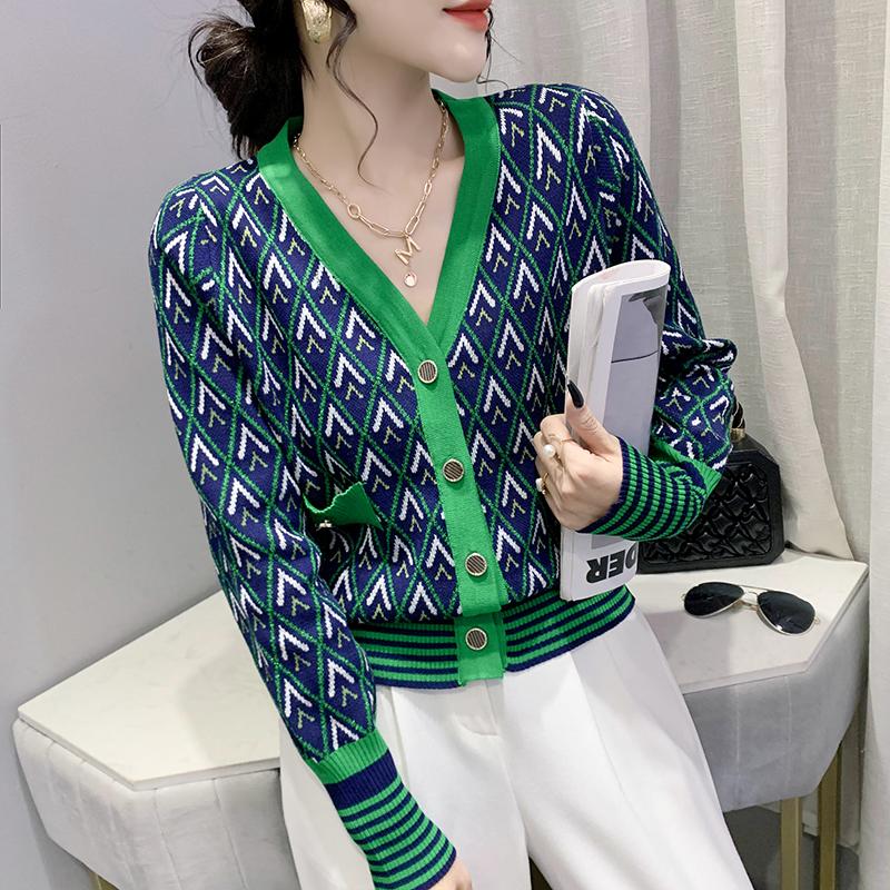 Women's Knits & Tees Women Elegant Green Diamond Pattern Sweater Cardigan Vintage Jumper 2022 Autumn Crop Knitted Coat Long Sleeve TopsWomen
Women's Knits & Tees Women Elegant Green Diamond Pattern Sweater Cardigan Vintage Jumper 2022 Autumn Crop Knitted Coat Long Sleeve TopsWomen
