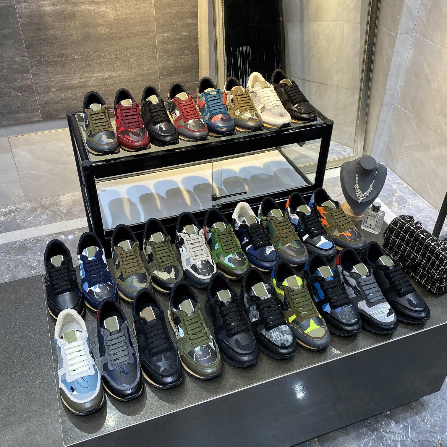 2022 luxury Designer Sneakers Camouflage Rivet Casual Shoes Men Women Rockrunner Chaussures Valentinoe''Valentinoity Trainers
2022 luxury Designer Sneakers Camouflage Rivet Casual Shoes Men Women Rockrunner Chaussures Valentinoe''Valentinoity Trainers