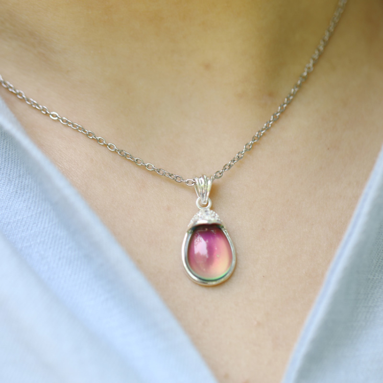 High Quality Silver Plated Mood Color Change Pendant Necklace