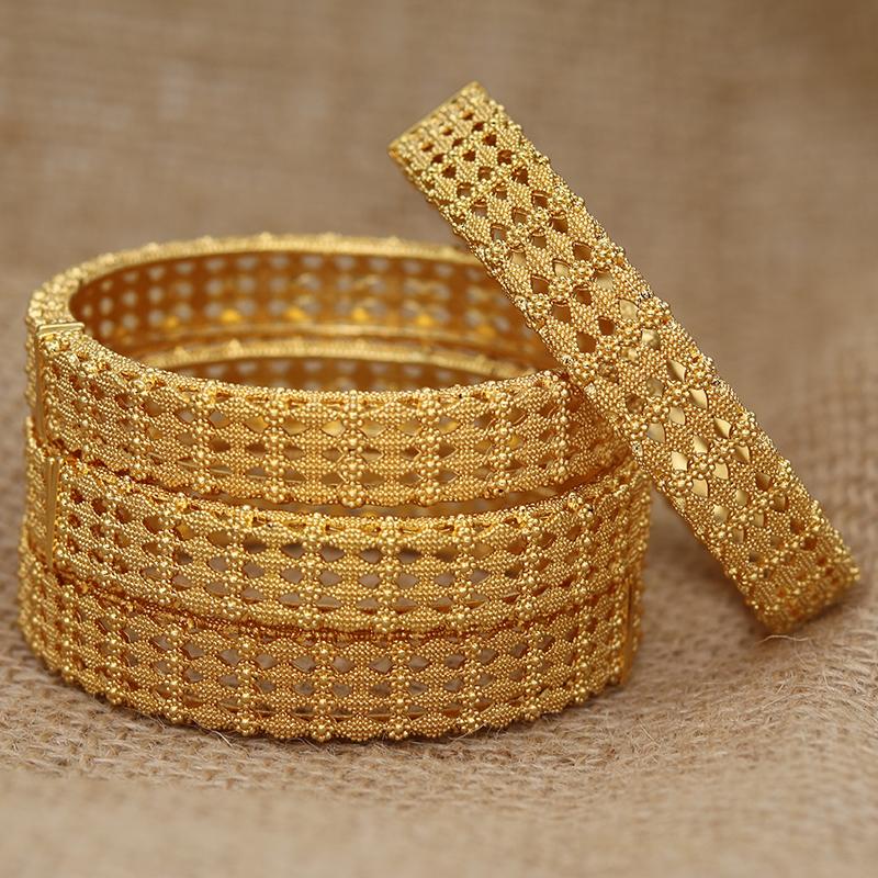 Bangle 4pcs/lot Middle East Wedding Gold Bangles For Women Dubai Bride Gift Ethiopian Bracelet Africa Bengal Jewelry 24k Charm
Bangle 4pcs/lot Middle East Wedding Gold Bangles For Women Dubai Bride Gift Ethiopian Bracelet Africa Bengal Jewelry 24k Charm