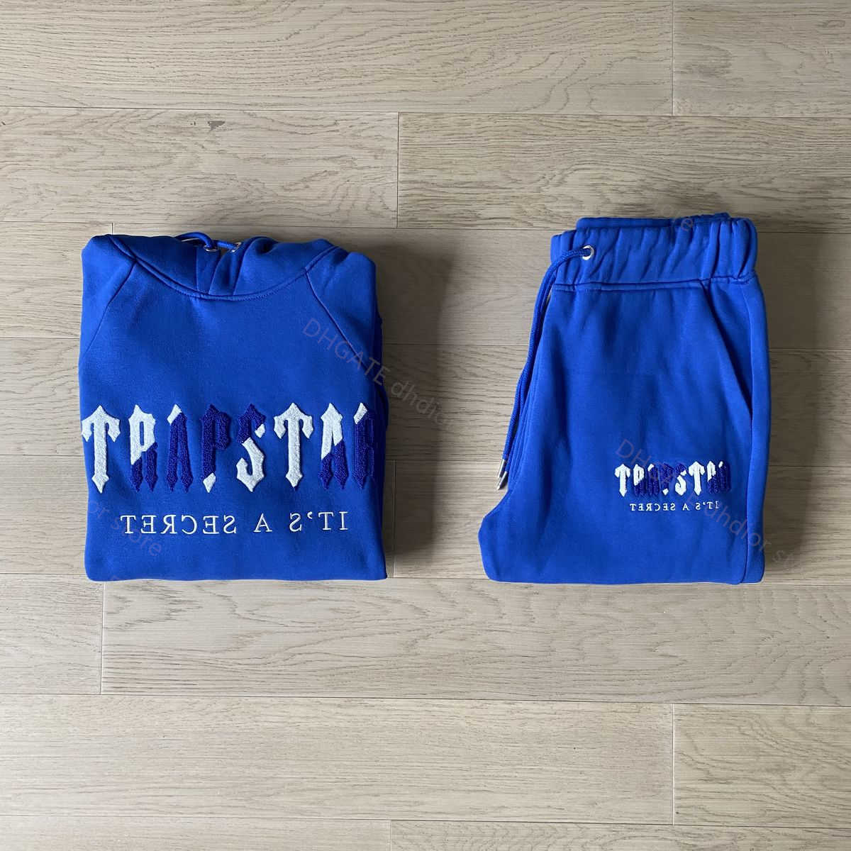 1:1 Hoodie Trapstar Towel Letter Embroidery Decoded Sportswear Grey Revolution High Street Men' Ladies Top
1:1 Hoodie Trapstar Towel Letter Embroidery Decoded Sportswear Grey Revolution High Street Men' Ladies Top