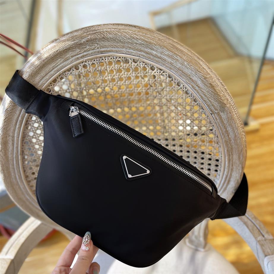 Designer High quality Bumbag waist bags cross body shoulder bag chest purse luxurys men Bumbags crossbody Fanny Pack women side bo260i, Black
Designer High quality Bumbag waist bags cross body shoulder bag chest purse luxurys men Bumbags crossbody Fanny Pack women side bo260i, Black