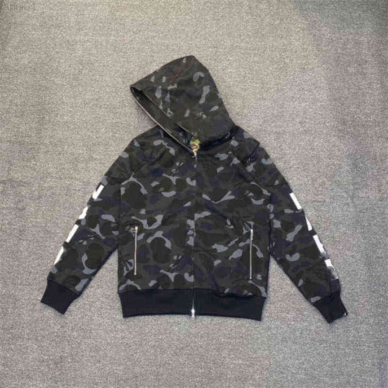 Men's Camouflage Paneled Hoodies Sweatshirt Bathing Ape Cardigan Hip Hop Letters Long Sleeve Shark Print Women Men Couples Hooded 23d
Men's Camouflage Paneled Hoodies Sweatshirt Bathing Ape Cardigan Hip Hop Letters Long Sleeve Shark Print Women Men Couples Hooded 23d