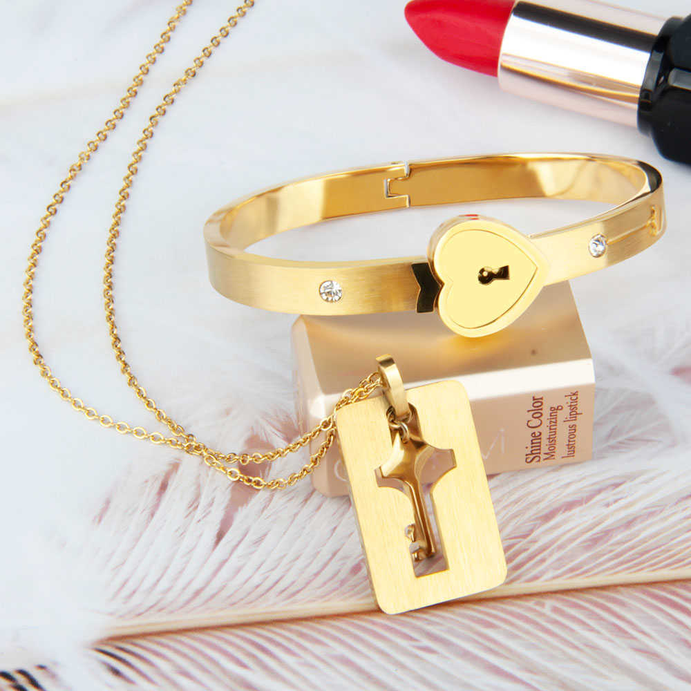 Chirstmas Jade Grap… - image