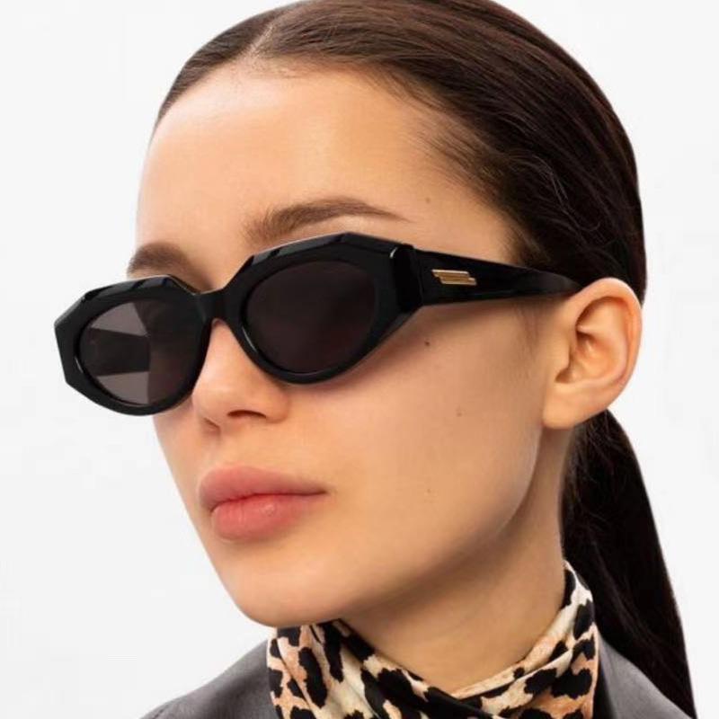 Sunglasses Cute Sexy Retro Cat Eye Women Small Black White 2022 Triangle Vintage Sun Glasses Red Female Uv400
Sunglasses Cute Sexy Retro Cat Eye Women Small Black White 2022 Triangle Vintage Sun Glasses Red Female Uv400