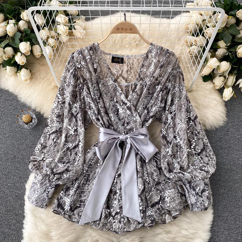 Women's Blouses & Shirts Elegant French Chic Woman Vintage Snake Skin Long Sleeve Top Embroidery Print Bondage Blusas Women 2022Women's, Gray
Women's Blouses & Shirts Elegant French Chic Woman Vintage Snake Skin Long Sleeve Top Embroidery Print Bondage Blusas Women 2022Women's, Gray