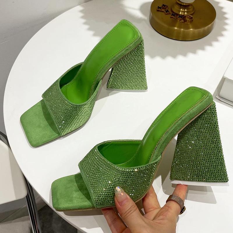Dress Shoes Sexy Crystal Shallow Bling Outside Triangle Thick Heel High Slippers Fashion For Woman Summer 2022 Peep Toe MulesDress, Black
Dress Shoes Sexy Crystal Shallow Bling Outside Triangle Thick Heel High Slippers Fashion For Woman Summer 2022 Peep Toe MulesDress, Black