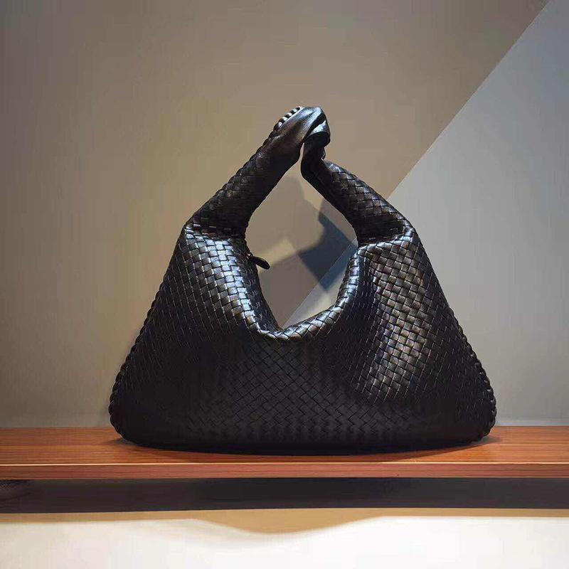 Evening Bags Ladies Sheepskin Leather Handbags Women 2022 Fashion High Quality Large Capacity Designer Sac Femme Shoulder BagEvening EvEveni, Black
Evening Bags Ladies Sheepskin Leather Handbags Women 2022 Fashion High Quality Large Capacity Designer Sac Femme Shoulder BagEvening EvEveni, Black