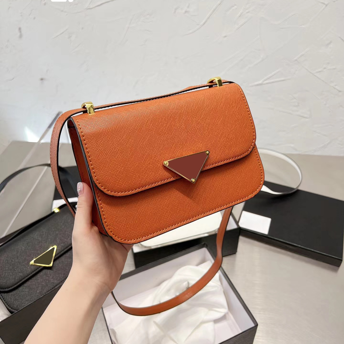 women handbag designers bags luxurys women shoulder handbags fashion leisure lady wallet classic solid color crossbody purse 3 colors square styles very nice, White
women handbag designers bags luxurys women shoulder handbags fashion leisure lady wallet classic solid color crossbody purse 3 colors square styles very nice, White
