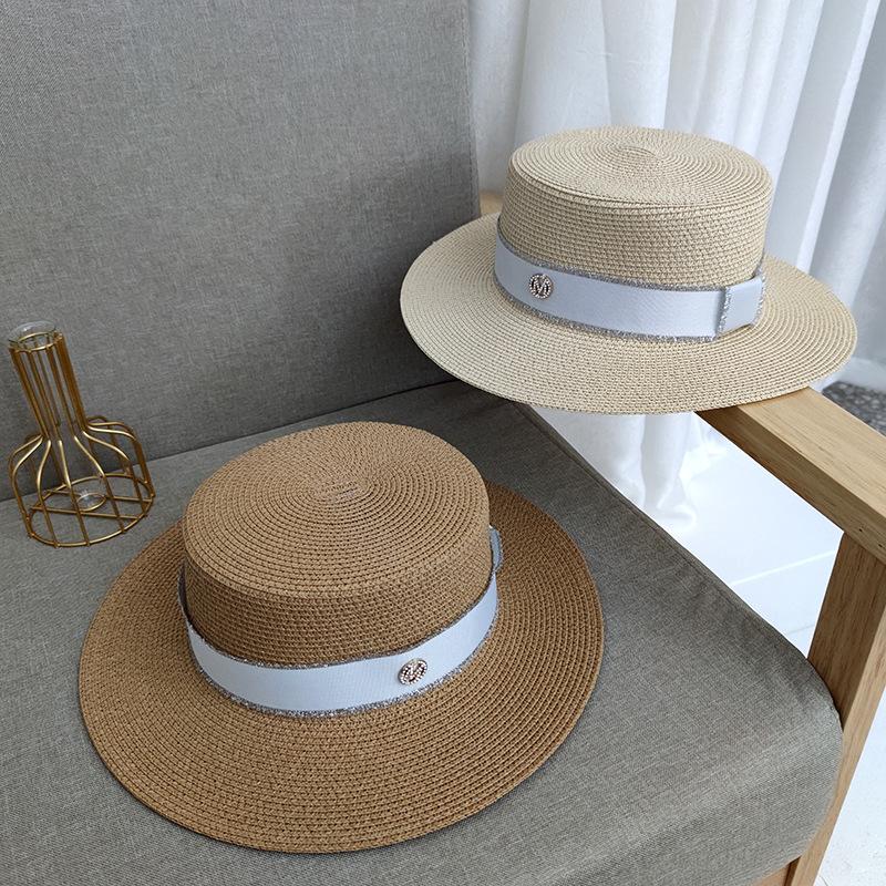 Wide Brim Hats 2022Summer Flat Top Straw Hat Fashion Casual Panama Breathable Sun For Women Elegant Anti-UV Beach, Khaki
Wide Brim Hats 2022Summer Flat Top Straw Hat Fashion Casual Panama Breathable Sun For Women Elegant Anti-UV Beach, Khaki