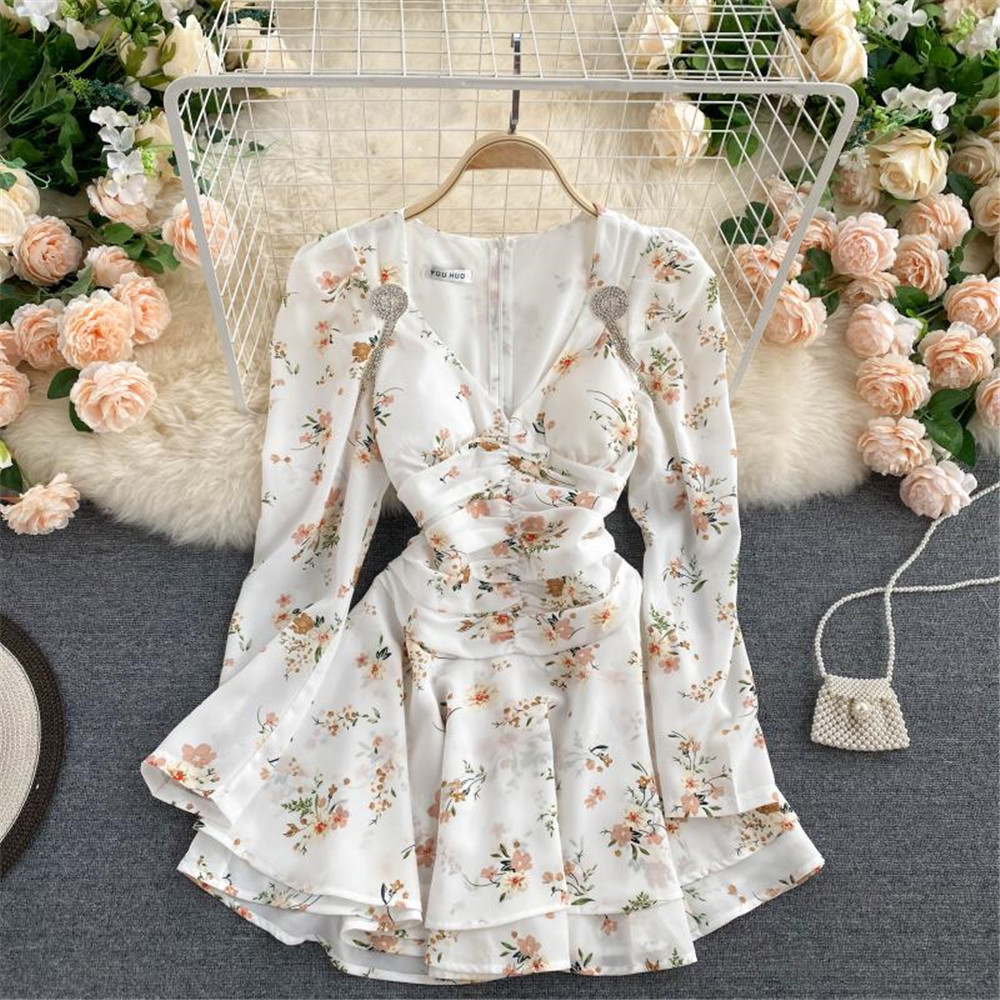 Vintage Women White Floral Dress Autumn Fashion V-Neck Long Sleeve High Waist Dresses Elegant Sweet Female Clothing 2022, Same as picture
Vintage Women White Floral Dress Autumn Fashion V-Neck Long Sleeve High Waist Dresses Elegant Sweet Female Clothing 2022, Same as picture