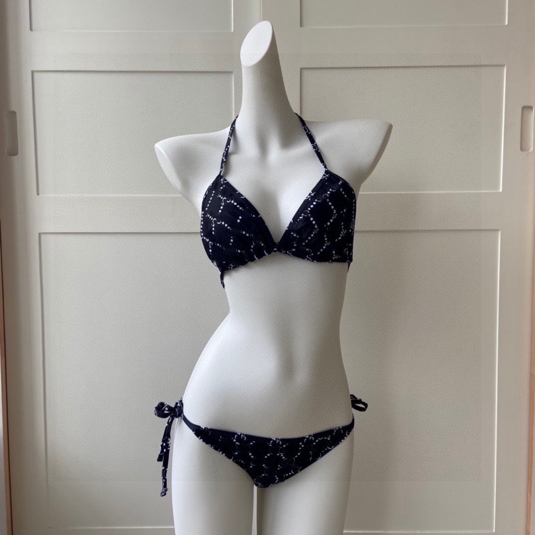 Summer Womens Bikinis Set Bur Sexy Clear Strap Shape Designers Ladies Bathing Suit Fashion Beach Clothes Clothings Womens Swimwears Biquini, L need look other product 
Summer Womens Bikinis Set Bur Sexy Clear Strap Shape Designers Ladies Bathing Suit Fashion Beach Clothes Clothings Womens Swimwears Biquini, L need look other product