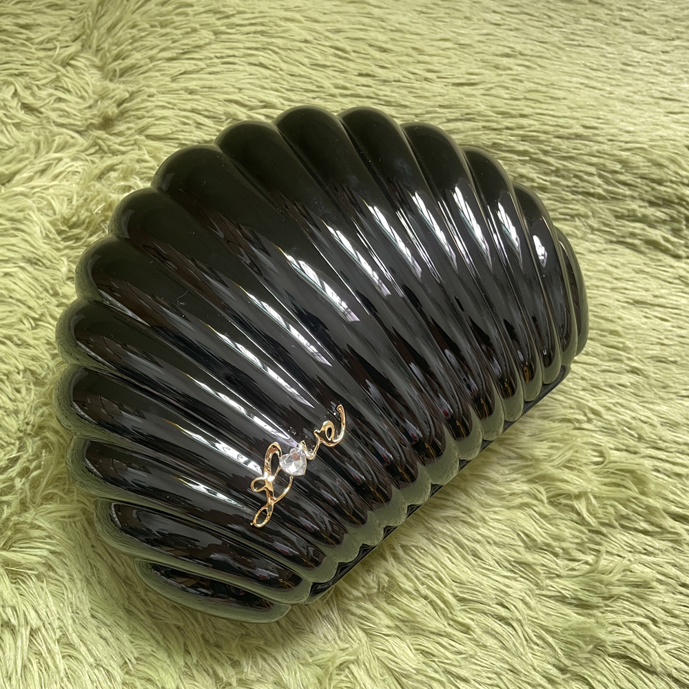 Classic Women Shell Pouch Box Clutch Wallets elegant Lady Evening bags Mobile Phone bag Large Capacity Shoulder Chest Pack Tote Chains Storage box