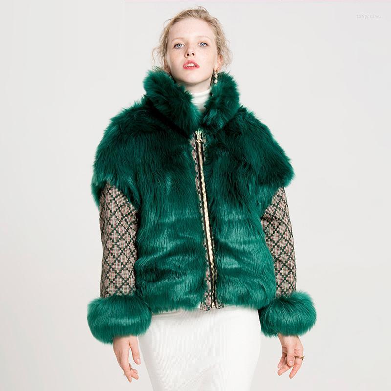 Women' Fur & Faux Style Winter 2022 Wear Tweed Coat On Both Sides Female Green Grass Jacket 9725 Thick Warm Fashion Outwear
Women' Fur & Faux Style Winter 2022 Wear Tweed Coat On Both Sides Female Green Grass Jacket 9725 Thick Warm Fashion Outwear