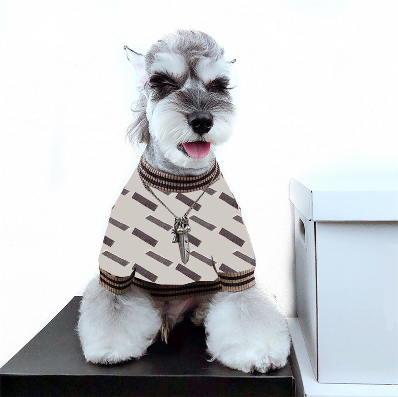 Classic Letter Dog Cat Sweater Autumn Knitted Pet Pullover Designer Winter Warm Puppy Sweaters, As pic
Classic Letter Dog Cat Sweater Autumn Knitted Pet Pullover Designer Winter Warm Puppy Sweaters, As pic