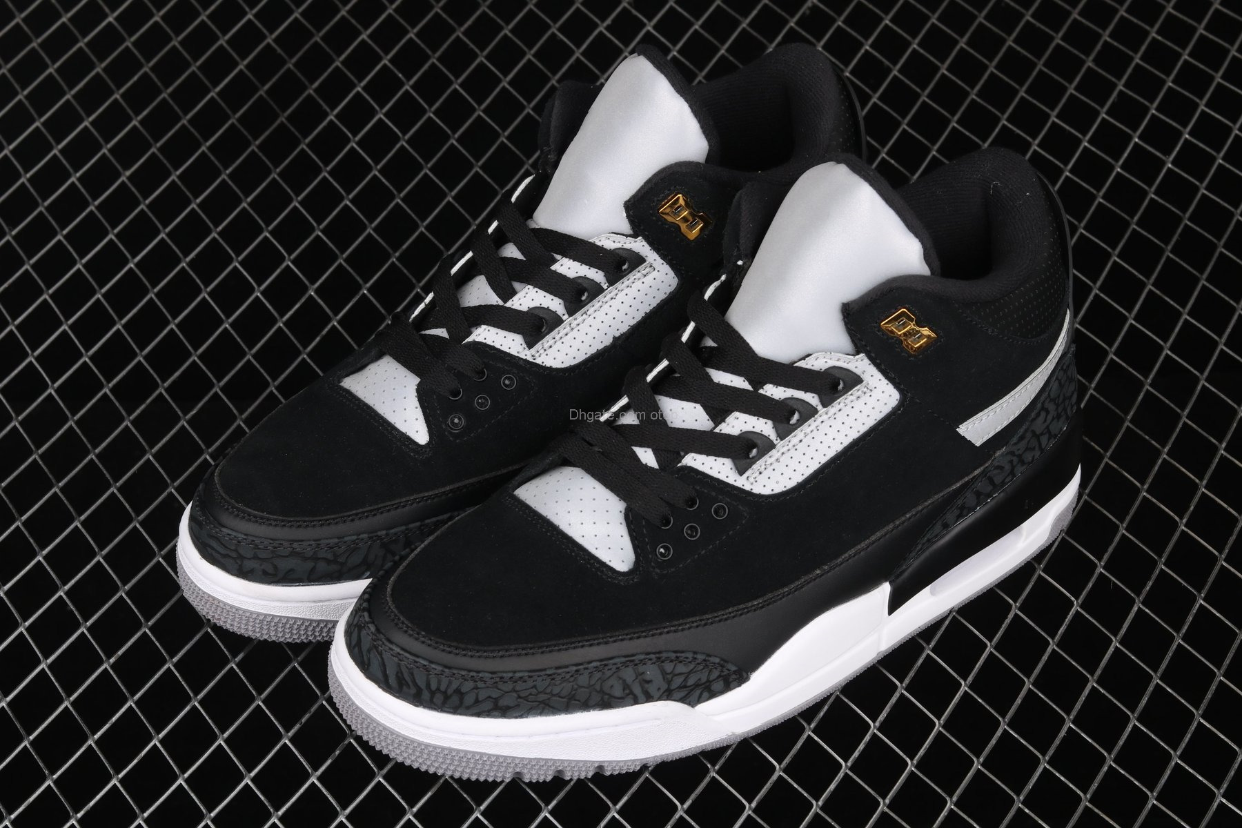 3 Tinker Black Cement Gold ck4348-007 Basketball Shoes Womens Mens Size US 7- 13 40-47
3 Tinker Black Cement Gold ck4348-007 Basketball Shoes Womens Mens Size US 7- 13 40-47