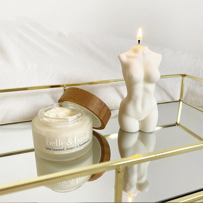 Elegant Figurative Women's Body Candles Artistic Candle Design for Chic Home Ambiance Enhancement