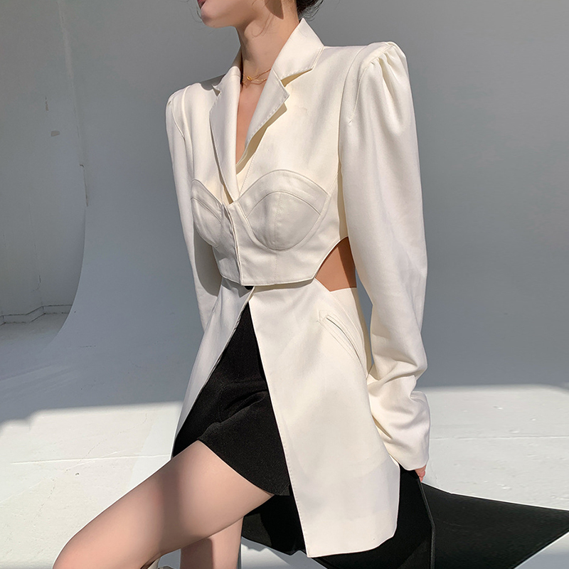TWOTWINSTYLE White Casual Blazer For Women Notched Long Sleeve Hollow Out Korean Straight Blazers Female Spring Fashion 220402