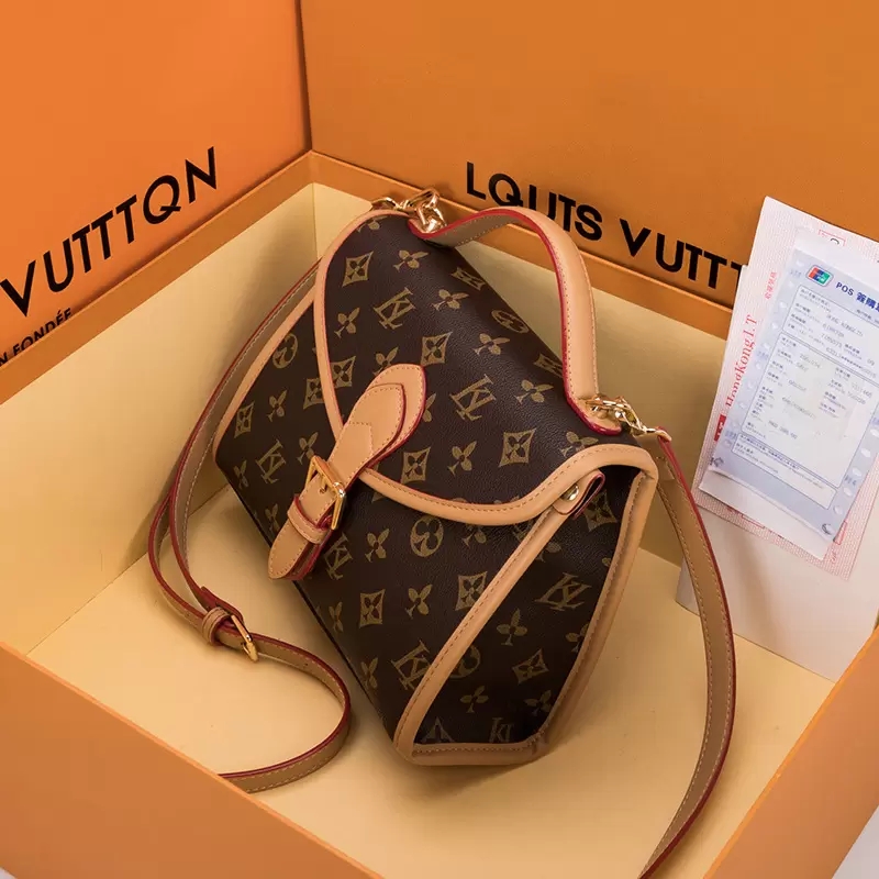 Luxury Handbag Designer Women's Bags European and American Retro Single Shoulder Messenger Bag Presbyopic Nurse's Pouch Large Capacity Bag, Add box
Luxury Handbag Designer Women's Bags European and American Retro Single Shoulder Messenger Bag Presbyopic Nurse's Pouch Large Capacity Bag, Add box