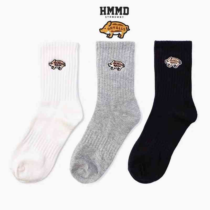 Japanese Brand Human Made Piglet Embroidery Medium Tube Men's and Women's Fashion Thin Street Sports Socks, White
Japanese Brand Human Made Piglet Embroidery Medium Tube Men's and Women's Fashion Thin Street Sports Socks, White