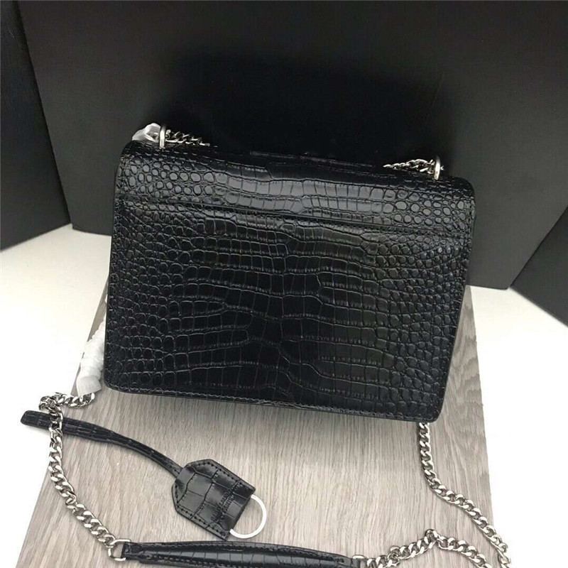 Genuine Leather Women Shoulder Messenger Bag Luxury Brand Designer Chain Crossbody Crocodile Bags Crocodile pattern wallet black
Genuine Leather Women Shoulder Messenger Bag Luxury Brand Designer Chain Crossbody Crocodile Bags Crocodile pattern wallet black