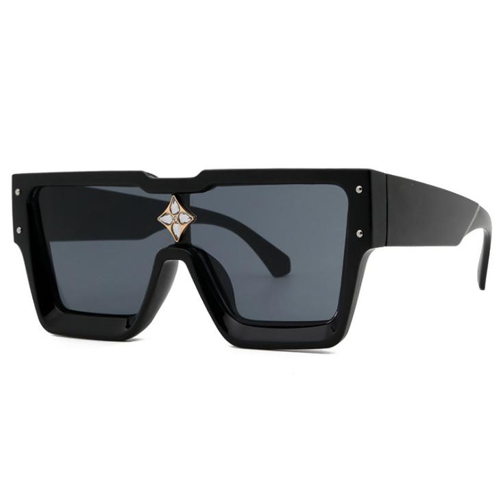 Sunglasses Vintage Glasses For Hip Hop Fashion Personalized Men Square Millionaire Diamond Flower 2022
Sunglasses Vintage Glasses For Hip Hop Fashion Personalized Men Square Millionaire Diamond Flower 2022