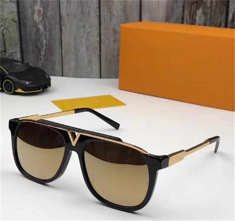 MASCOT Sunglasses Luxury Popular Retro Vintage 0936 Men Designer Sunglasses Shiny Gold Summer Style Laser Logo Gold Plated Come With Case
MASCOT Sunglasses Luxury Popular Retro Vintage 0936 Men Designer Sunglasses Shiny Gold Summer Style Laser Logo Gold Plated Come With Case