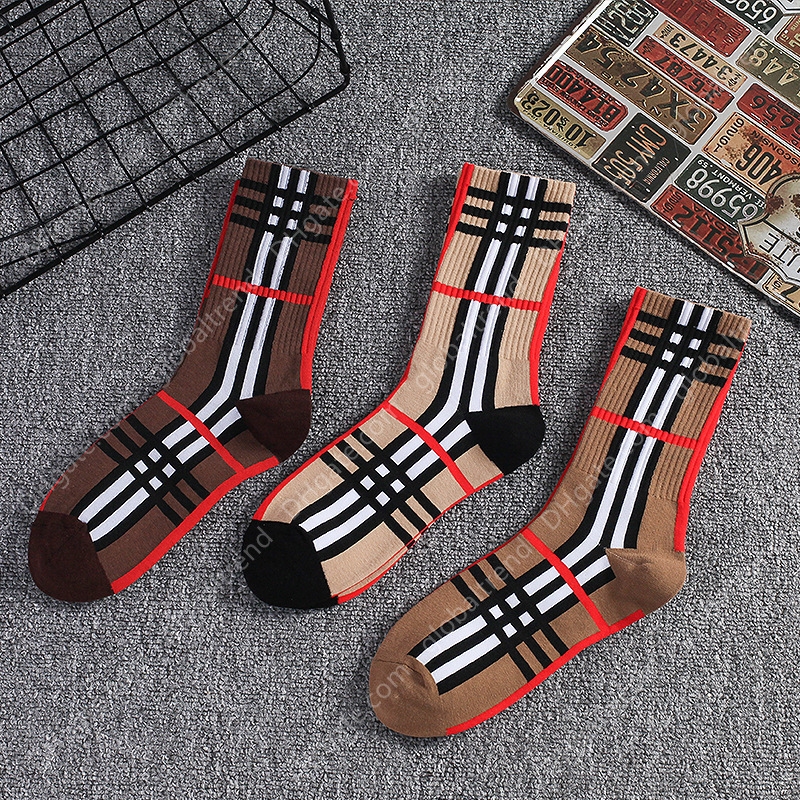 Socks Trendy Plaid Striped Brown Cotton Comfortable Women Street Versatile Casual Sports Socks, Complexion
Socks Trendy Plaid Striped Brown Cotton Comfortable Women Street Versatile Casual Sports Socks, Complexion