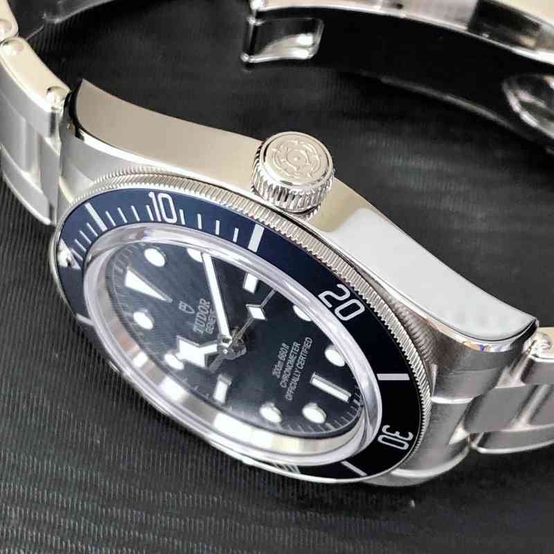 Women's Watch Designer Dirudder Biwan 1958 39mm Fine Steel Mechanical Men's 79030b Blue Stainless Steel Red and Blue Bezel Black Dial Watch
Women's Watch Designer Dirudder Biwan 1958 39mm Fine Steel Mechanical Men's 79030b Blue Stainless Steel Red and Blue Bezel Black Dial Watch