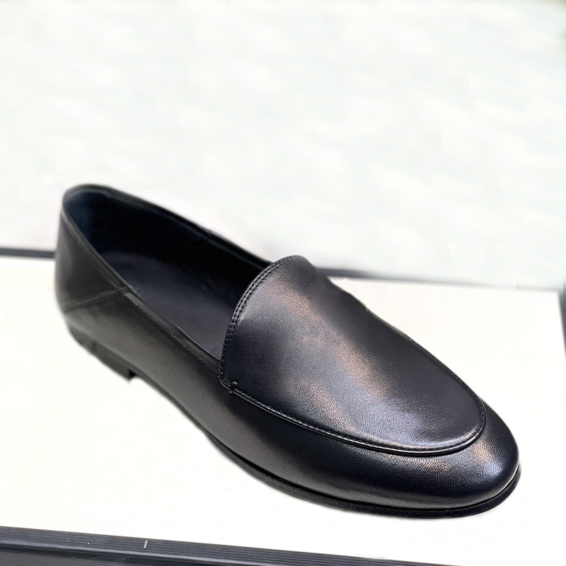 women Dress shoes luxury Designer classic Metal buckle Genuine leather Ladies loafers casual Flat heel Trample Lazy boat Slipper superior quality womens shoe, Black
women Dress shoes luxury Designer classic Metal buckle Genuine leather Ladies loafers casual Flat heel Trample Lazy boat Slipper superior quality womens shoe, Black