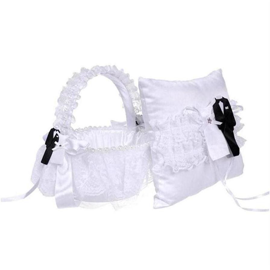 Gift Wrap European And American Wedding Suit Bride Satin Hand Basket Silk Lace Rings Pillow Flower Girl Baskets Accessories314n236Y
Gift Wrap European And American Wedding Suit Bride Satin Hand Basket Silk Lace Rings Pillow Flower Girl Baskets Accessories314n236Y