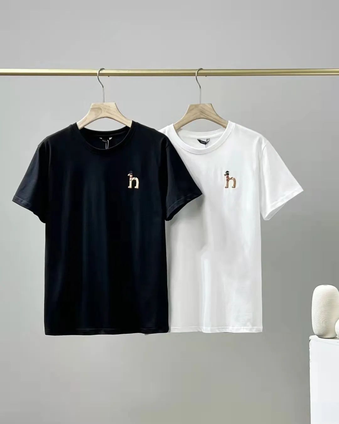 Women men t shirt summer cotton heavy shirts embroidery garland half-sleeved hazzys short-sleeved T-shirt size -3xl, I need see other product
Women men t shirt summer cotton heavy shirts embroidery garland half-sleeved hazzys short-sleeved T-shirt size -3xl, I need see other product