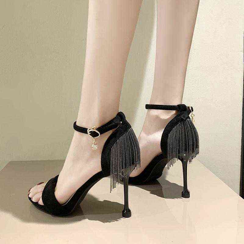 Fashion-8 Cm Super Hoge Hakken Vrouwen Sandalen Gesp Kwastje Sexy Party Schoenen Maat 34 Gladiator Schoenen Zapatos Mujer, Black
Fashion-8 Cm Super Hoge Hakken Vrouwen Sandalen Gesp Kwastje Sexy Party Schoenen Maat 34 Gladiator Schoenen Zapatos Mujer, Black