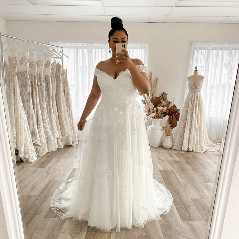 V Neck Plus Size Wedding Dresses 2022 Off The Shoulder Lace Applique Tulle Backless Bridal Gowns Custom Made Robe De Mariée