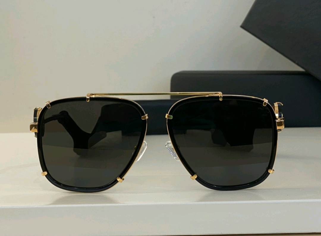 2233 Square Pilot Sunglasses for Men Gold Black/Dark Grey Lens Glasses Women Glasses Fashion Accessories Sunglasses UV400 Eyewear
2233 Square Pilot Sunglasses for Men Gold Black/Dark Grey Lens Glasses Women Glasses Fashion Accessories Sunglasses UV400 Eyewear