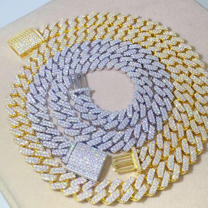 Pendant Necklaces Custom Hiphop 925 Silver 12.6mm Full D Color Moissanite Cuban Necklace For Men Plated 18K Gold 2 Row Bling Diamond Necklac
Pendant Necklaces Custom Hiphop 925 Silver 12.6mm Full D Color Moissanite Cuban Necklace For Men Plated 18K Gold 2 Row Bling Diamond Necklac