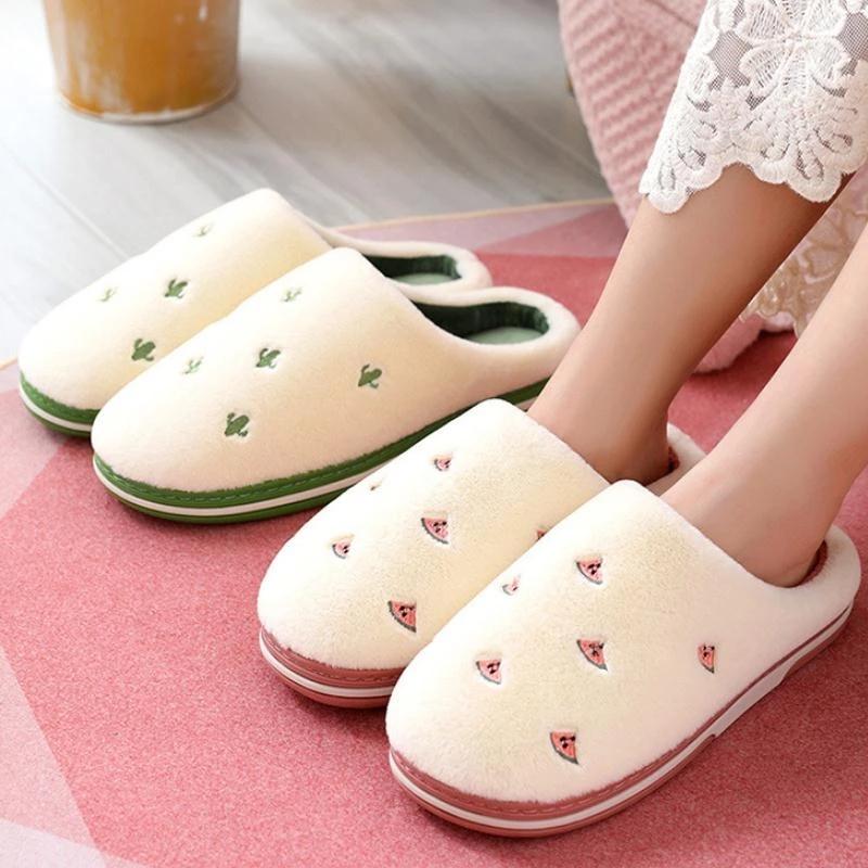 Slippers 2022 Winter Women Home Cotton Soft Plush Platform Shoes Couple Cute Fruit Slides Fluffy Furry Silent Floor, Cotton socks
Slippers 2022 Winter Women Home Cotton Soft Plush Platform Shoes Couple Cute Fruit Slides Fluffy Furry Silent Floor, Cotton socks