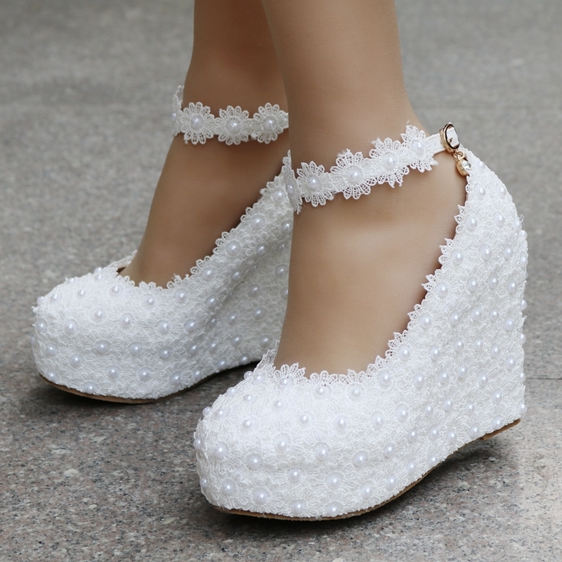 Crystal Queen Wedges Wedding Pumps Sweet White Flower Lace Pearl Platform Shoes Bride Dress High Heels 220328