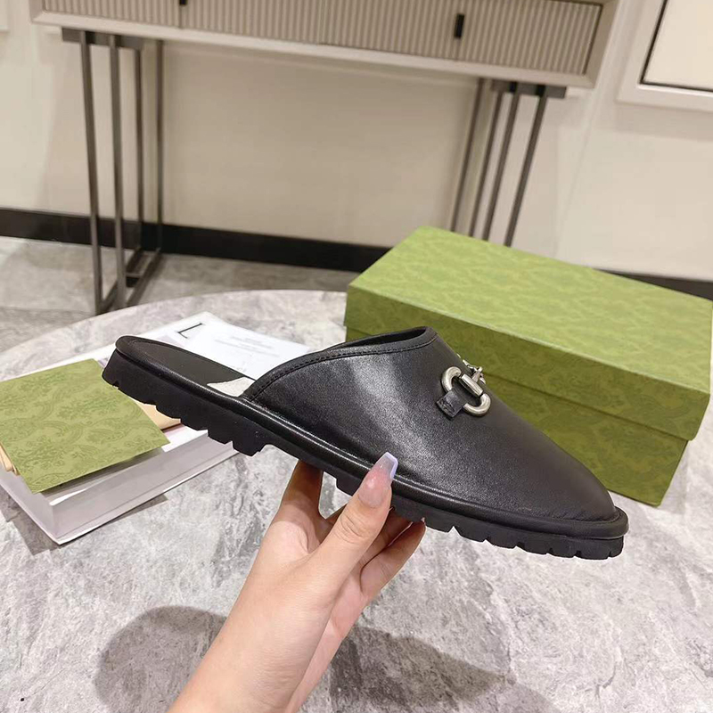 Mens Slipper With Designer Mules Mens Slides Flat Mules Black Brown Casual Shoes Fashion Vintage Loafers Summer Flip Flops With Box NO381, Sock
Mens Slipper With Designer Mules Mens Slides Flat Mules Black Brown Casual Shoes Fashion Vintage Loafers Summer Flip Flops With Box NO381, Sock