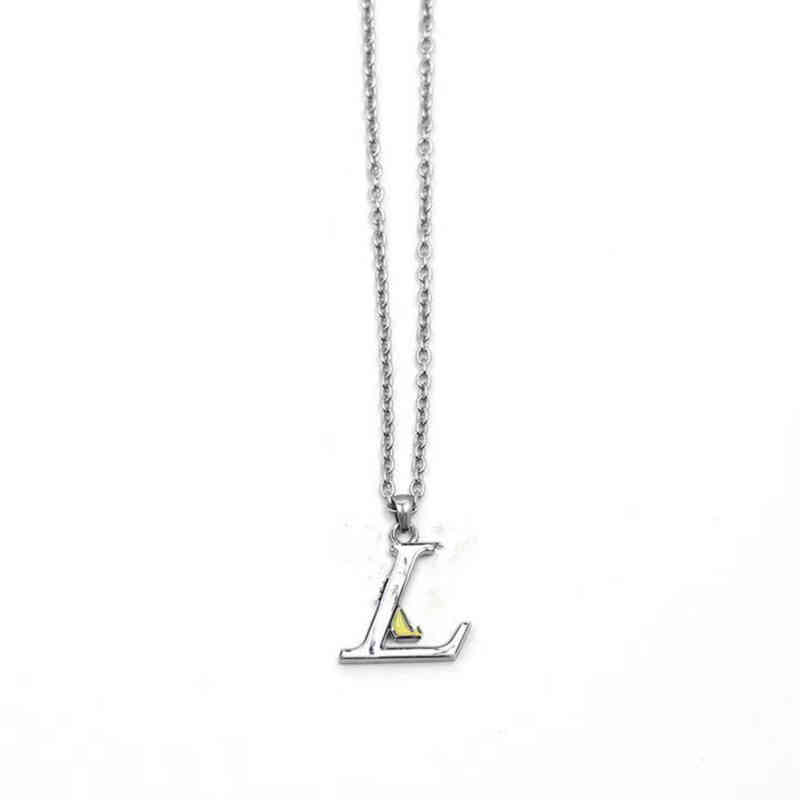 Designer Men's Women's Pendant Necklace Love v Necklace Luxury Box Packaging Couple Enamel Necklace
Designer Men's Women's Pendant Necklace Love v Necklace Luxury Box Packaging Couple Enamel Necklace