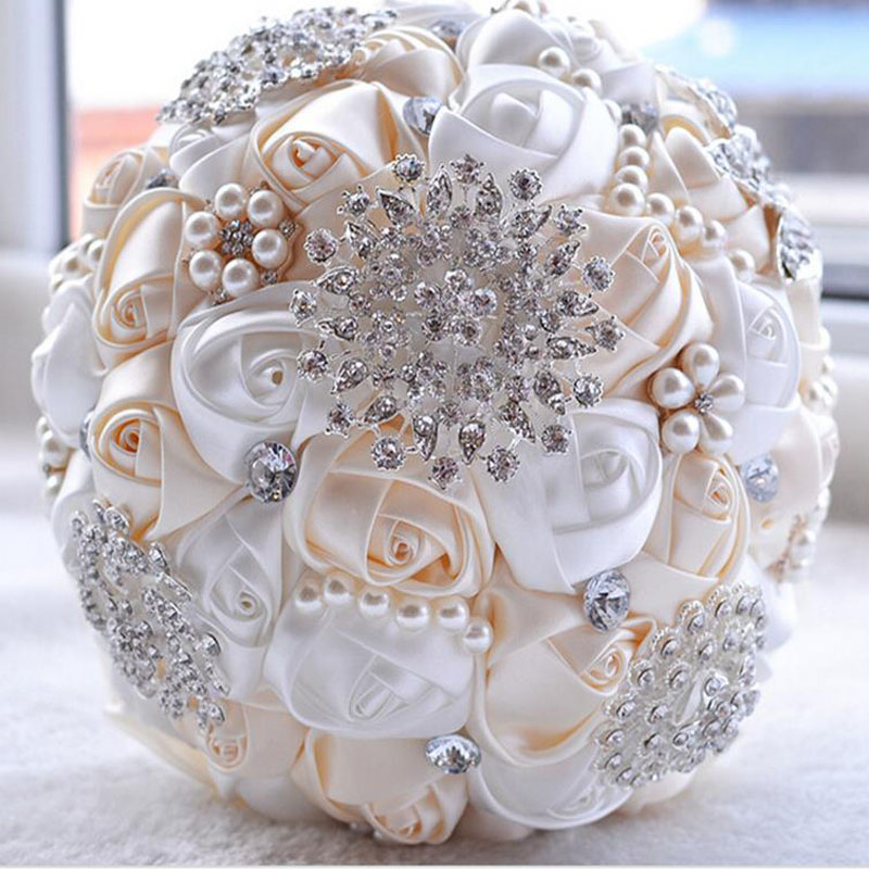 Round Blush Wedding Bouquet Teardrop Butterfly Brooch Bouquet Alternative Cascading Bouquets Crystal Wedding Flowers