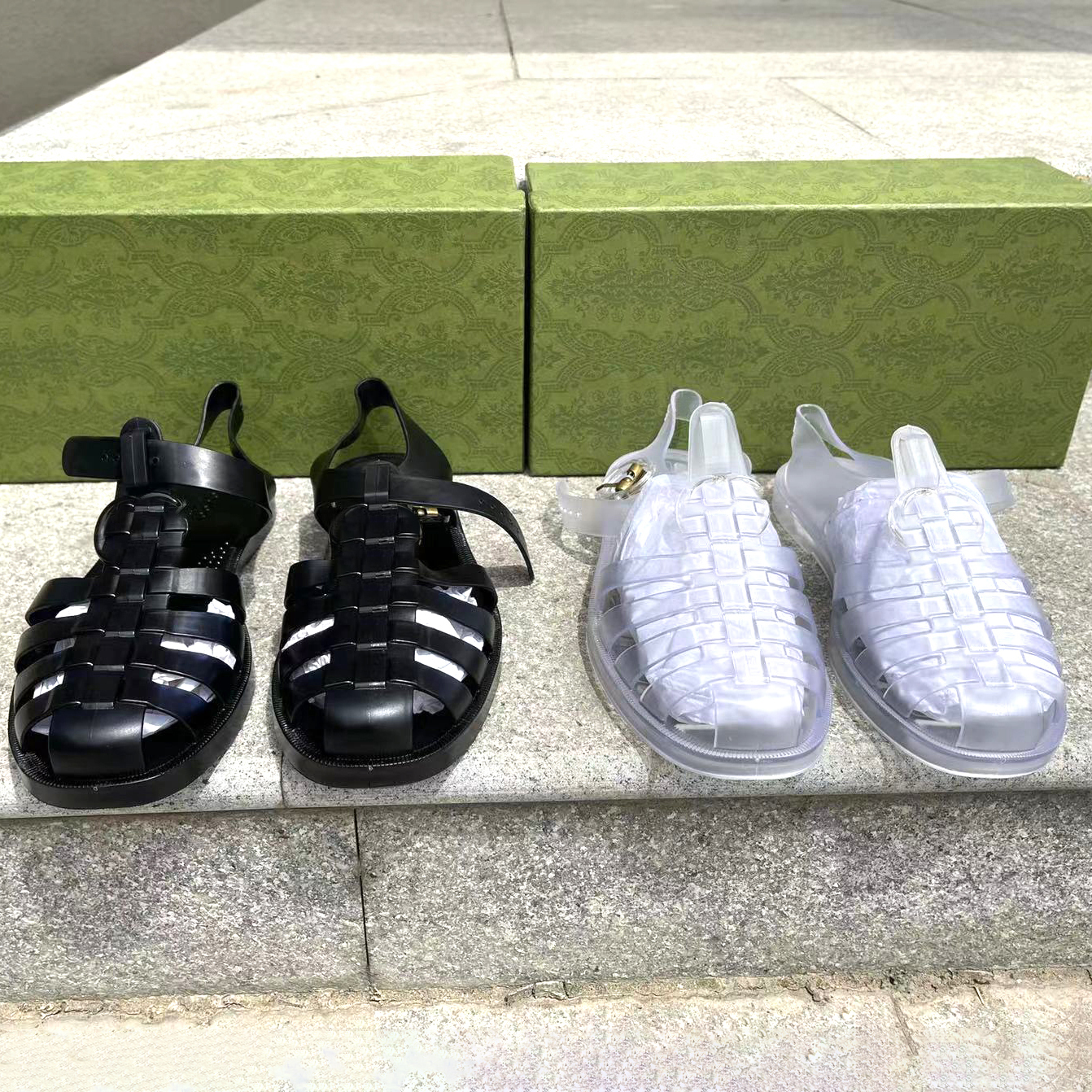 2022 New product Designer Women Sandals High Quality Womens Slides Crystal Calf leather Casual shoes Non -slip 35-45
2022 New product Designer Women Sandals High Quality Womens Slides Crystal Calf leather Casual shoes Non -slip 35-45