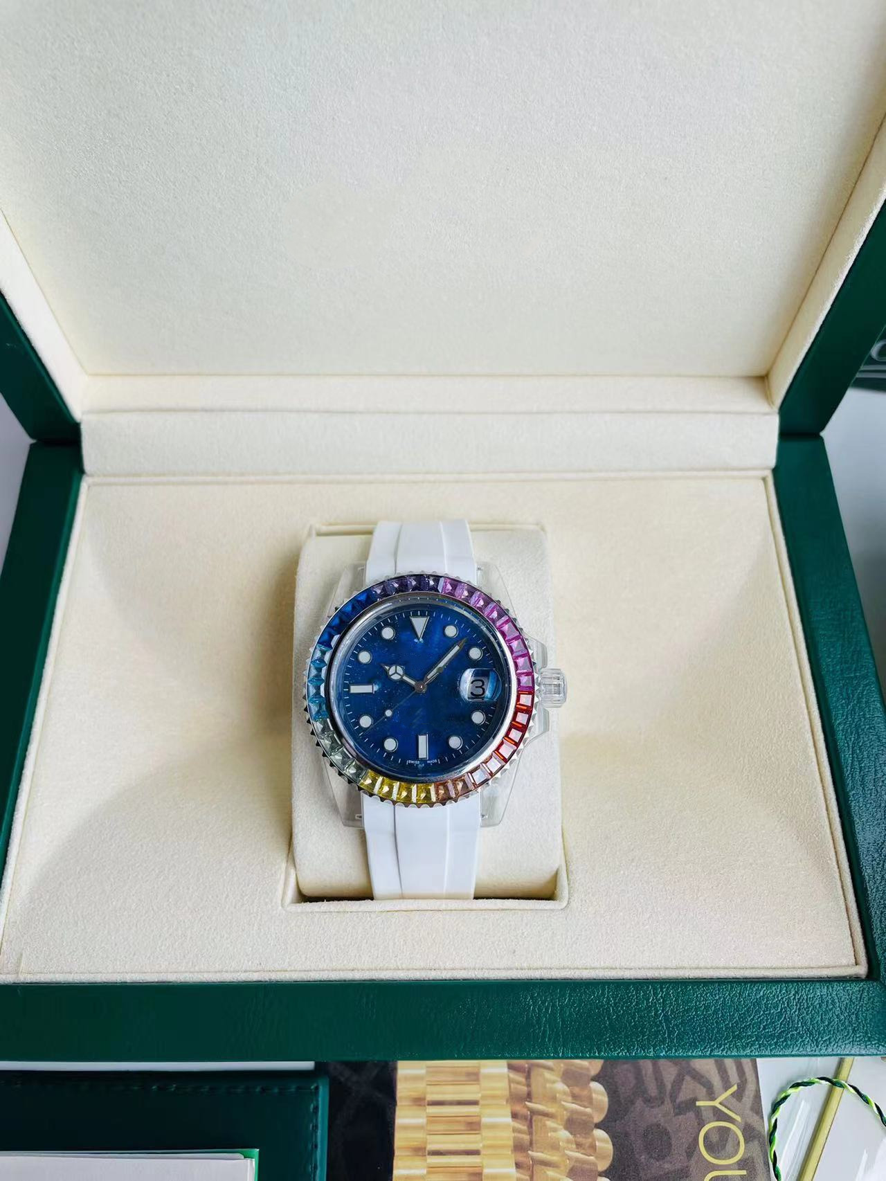 Top quality men watches Eta2824 automatic chain movement watch 40mm diameter glass crystal shell cover sapphire glass super luminous 1014, Gray
Top quality men watches Eta2824 automatic chain movement watch 40mm diameter glass crystal shell cover sapphire glass super luminous 1014, Gray