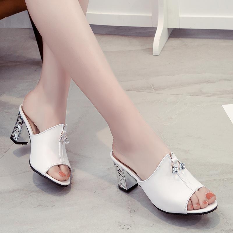 Sandals Summer Women Fashion Metal Decorative Sling Heel Luxury Comfortable 8 Cm Ladies High Heels, Black
Sandals Summer Women Fashion Metal Decorative Sling Heel Luxury Comfortable 8 Cm Ladies High Heels, Black