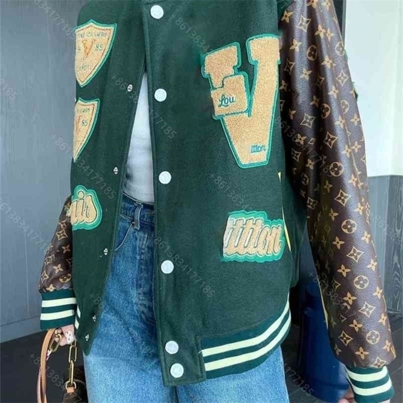 Winter women casual baseball uniform coat jacket presbyopia printing stitching zipper jackets thickening cotton super warm logo brand female designer clothes
Winter women casual baseball uniform coat jacket presbyopia printing stitching zipper jackets thickening cotton super warm logo brand female designer clothes